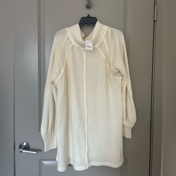 Free People She’s a Keeper Mockneck - Picture 3 of 3